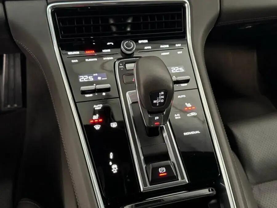 porsche-panamera-2019-hibrido-a-gasolina-2894cc