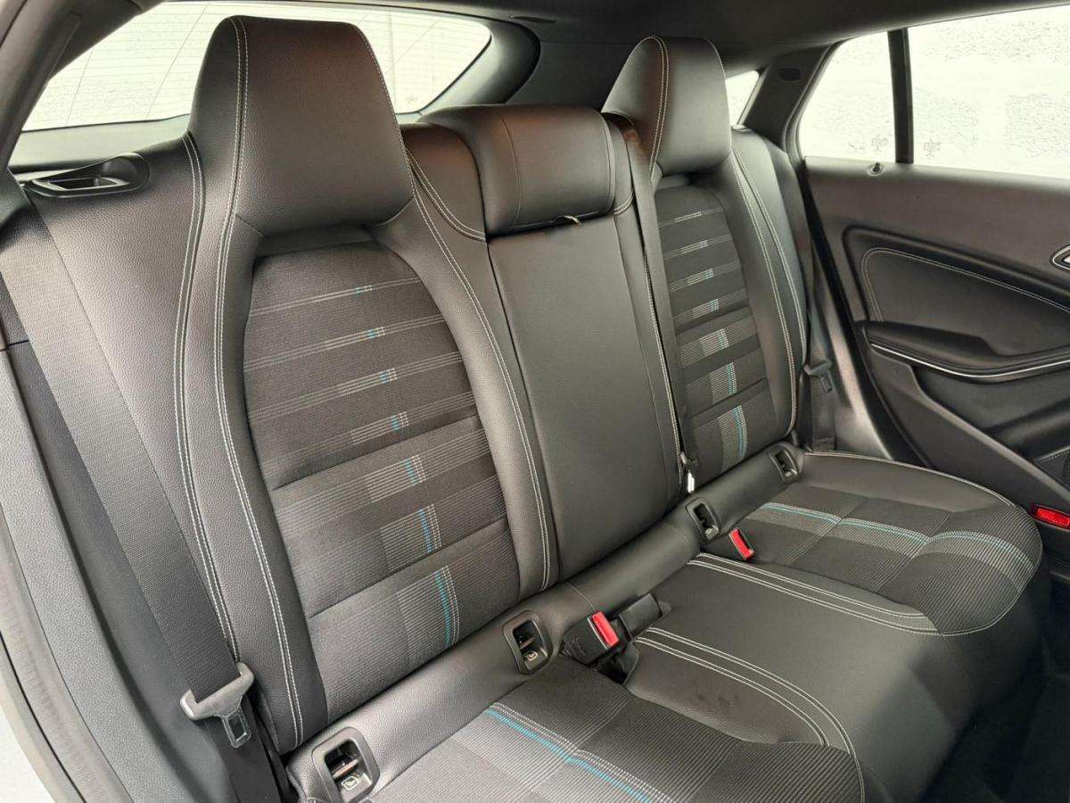 mercedes-benz-cla-2017-diesel-1950cc