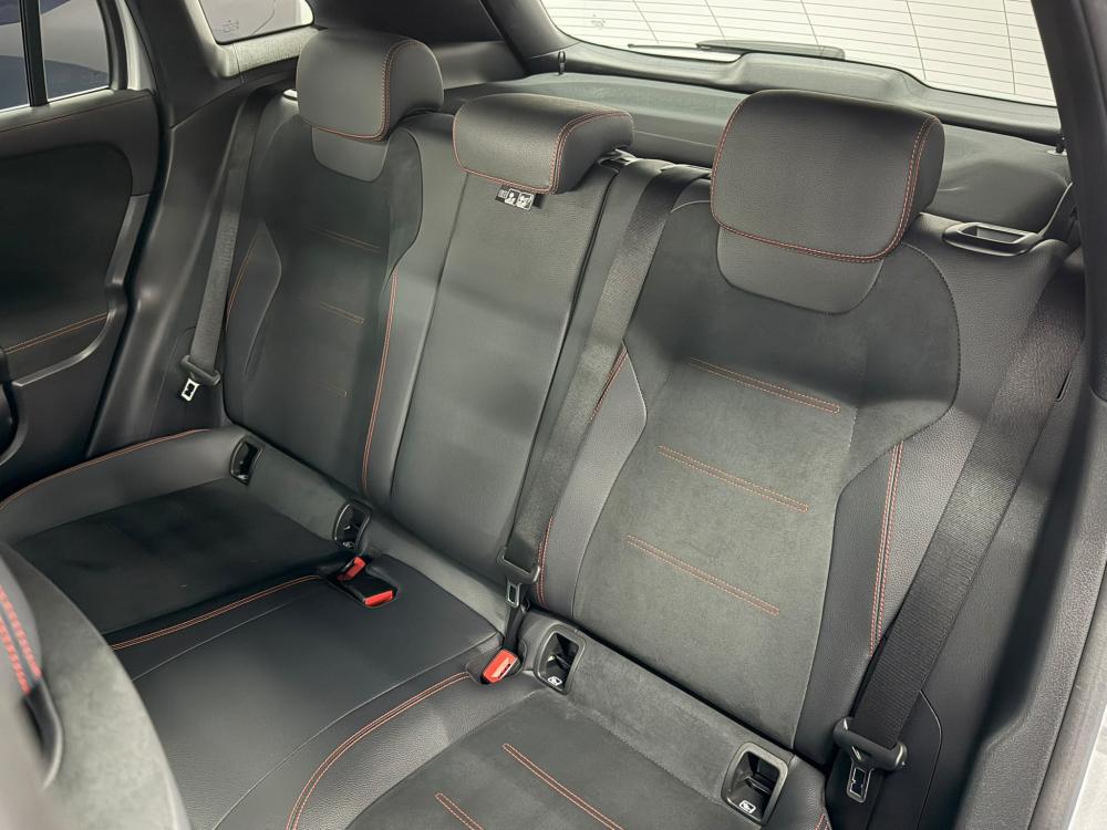 mercedes-benz-gla-2022-hibrido-a-gasolina-1332cc