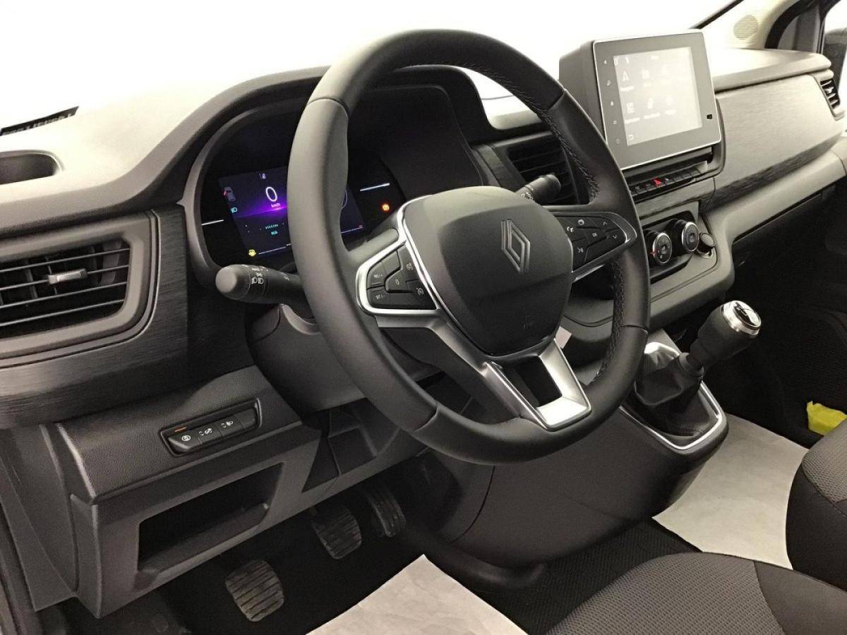 renault-trafic-2025-diesel-1cc
