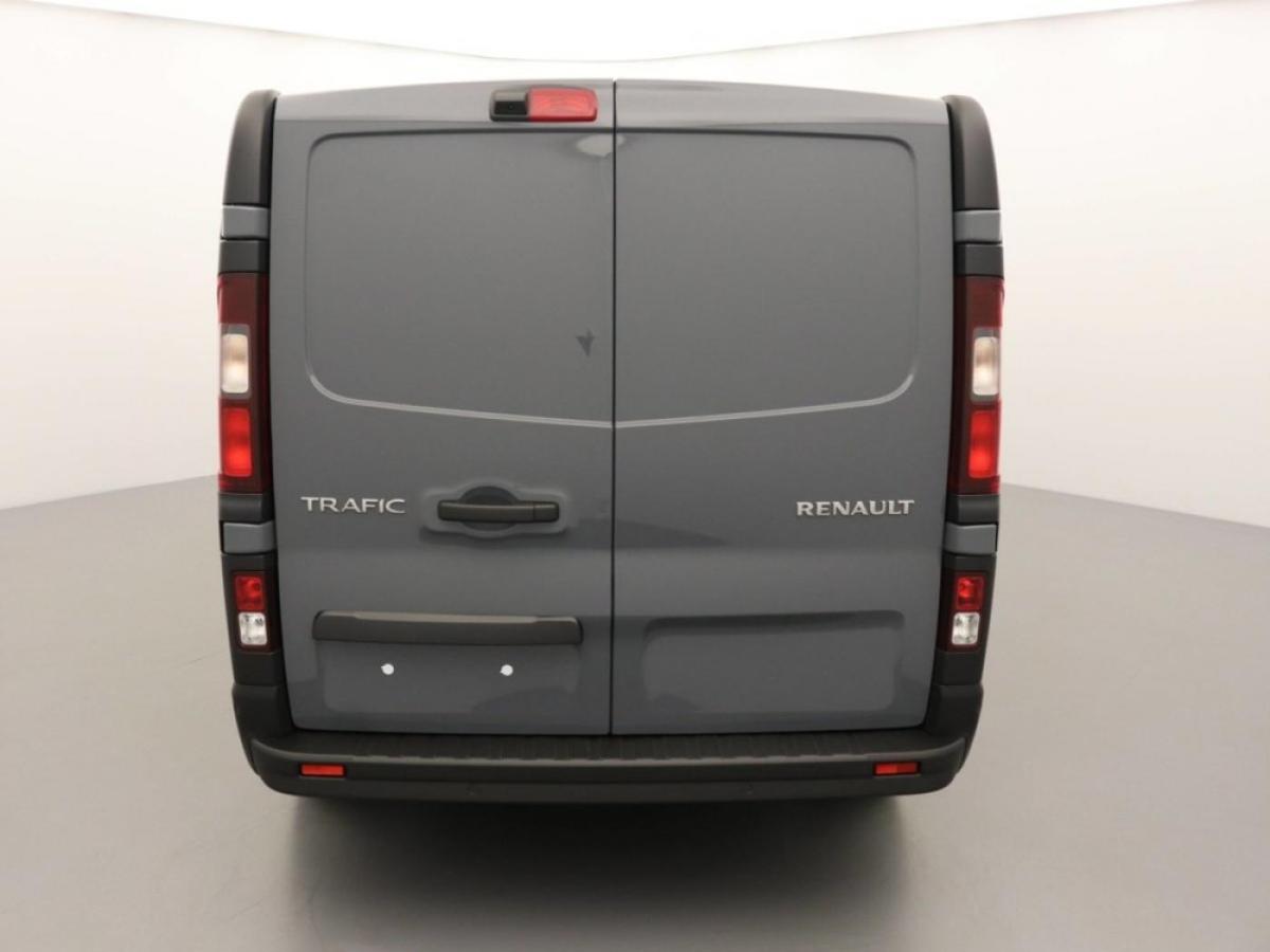 renault-trafic-2025-diesel-1cc