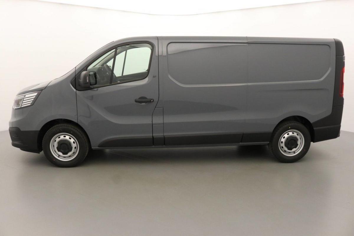 renault-trafic-2025-diesel-1cc