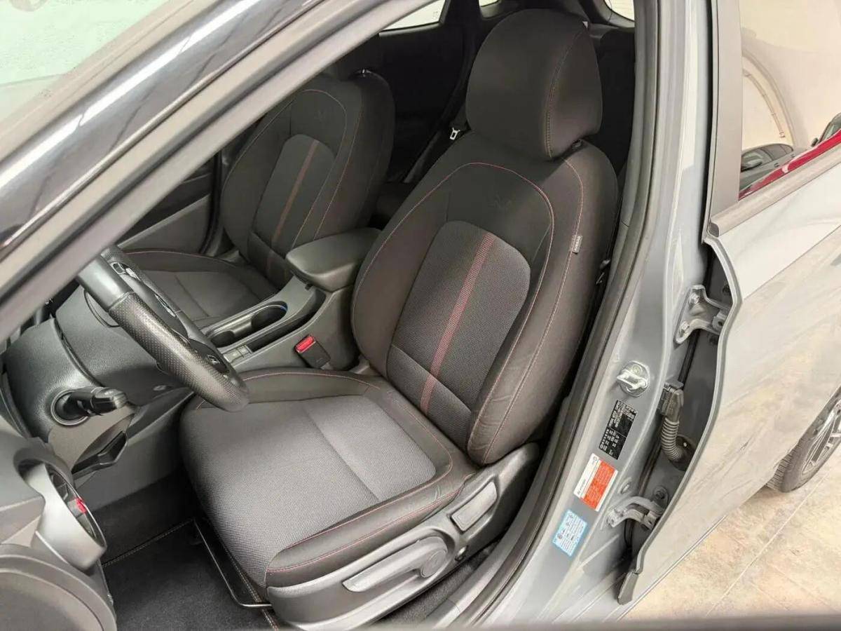 hyundai-kauai-2021-gasolina-998cc