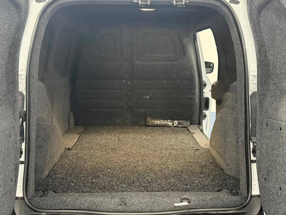 renault-kangoo-2025-diesel-1461cc