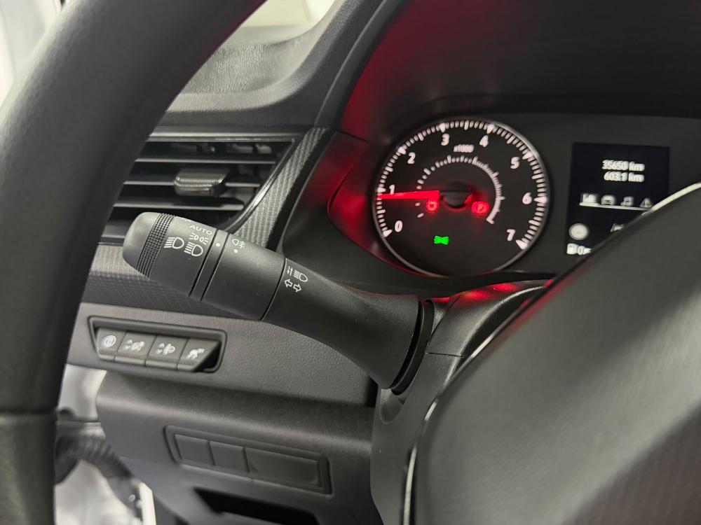 renault-kangoo-2025-diesel-1461cc