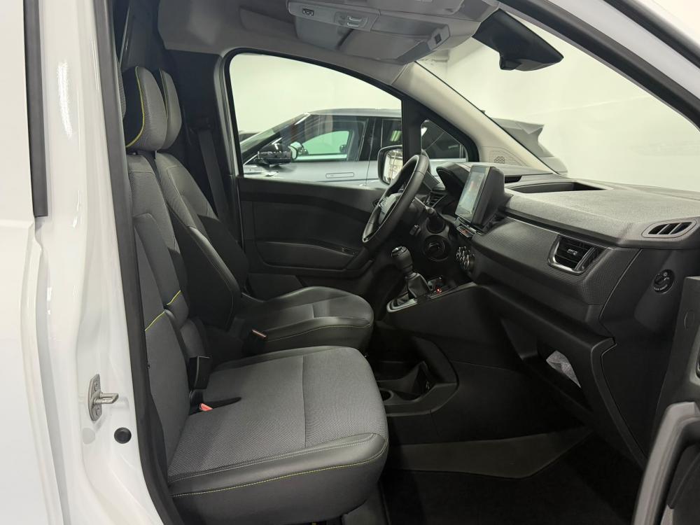 renault-kangoo-2025-diesel-1461cc