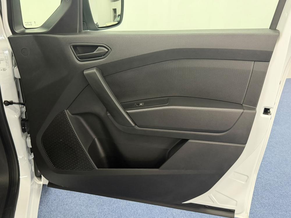renault-kangoo-2025-diesel-1461cc
