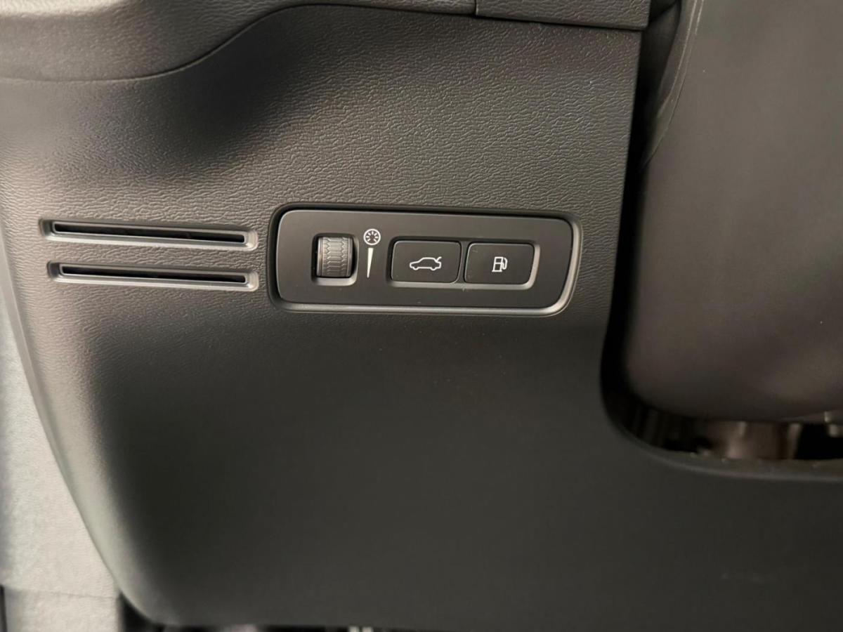 volvo-xc40-2021-hibrido-a-gasolina-1477cc