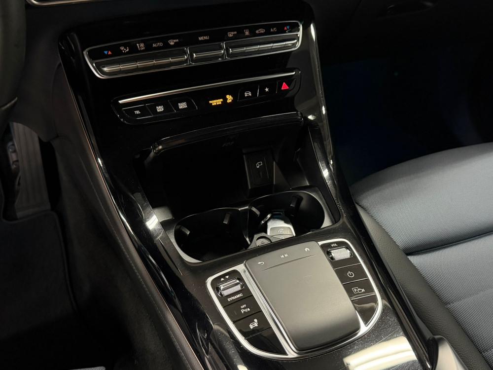mercedes-benz-eqc-2021-eletrico-0cc