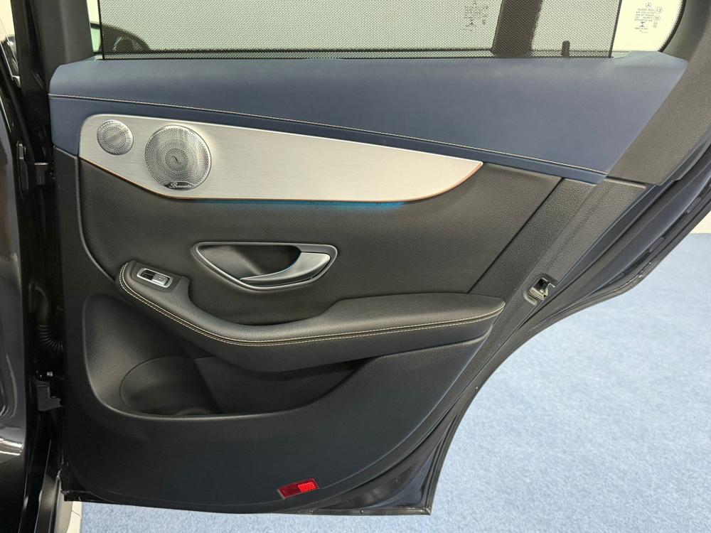 mercedes-benz-eqc-2021-eletrico-0cc