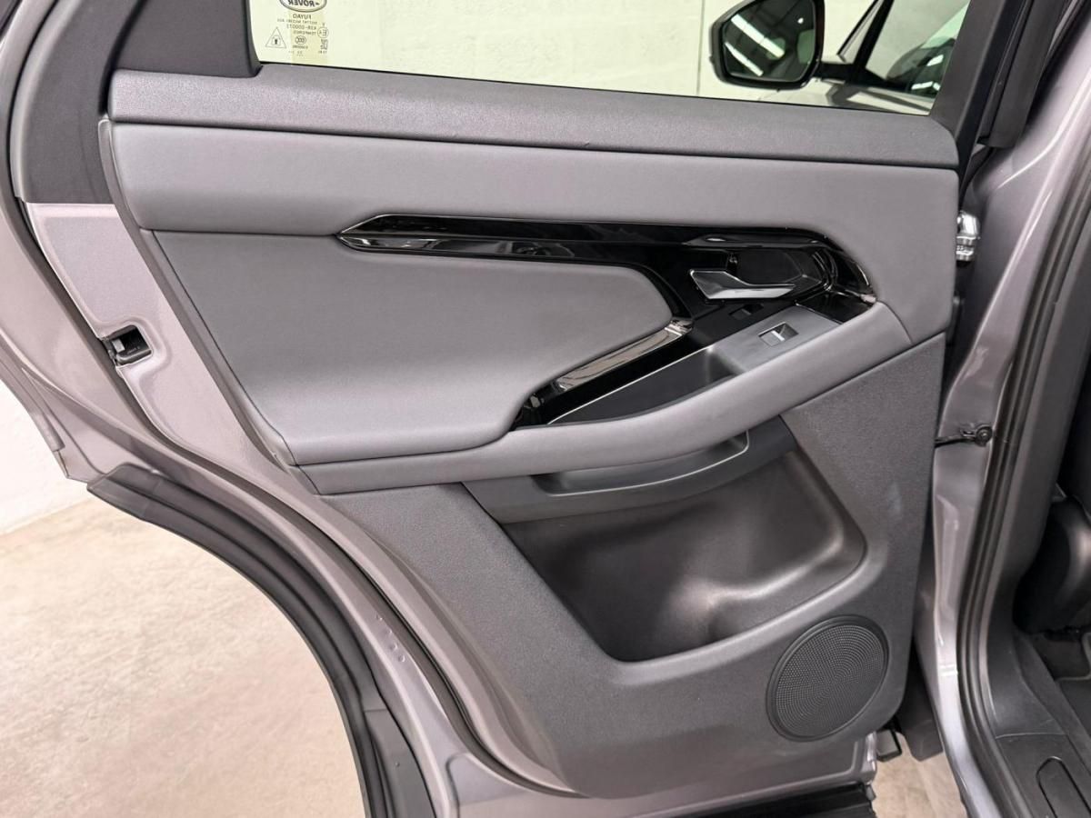 land-rover-range-rover-evoque-2024-hibrido-a-gasolina-1497cc