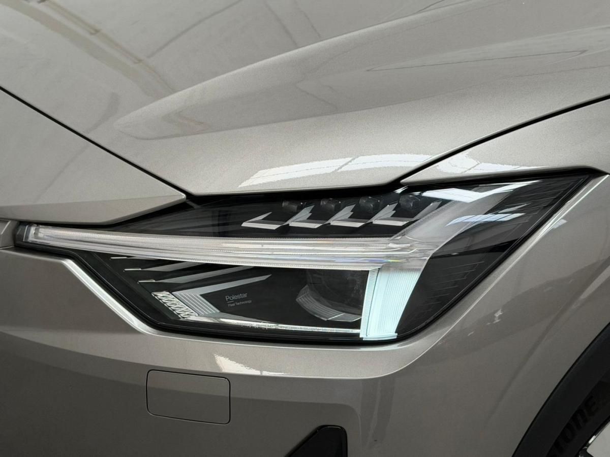 polestar-2-2020-eletrico-5cc