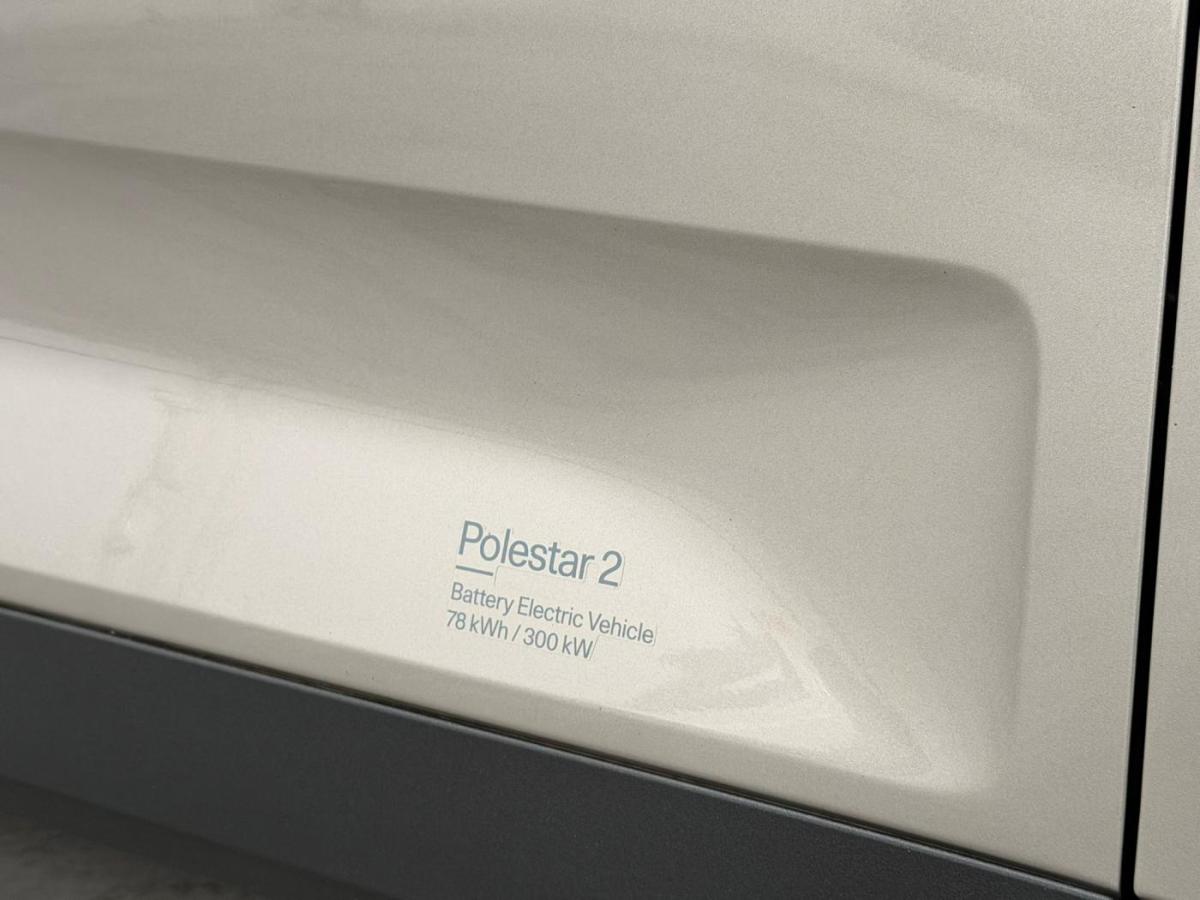 polestar-2-2020-eletrico-5cc
