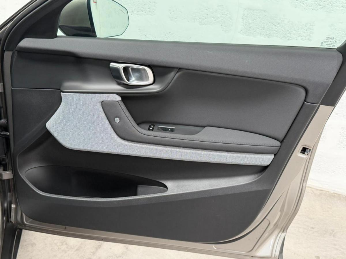 polestar-2-2020-eletrico-5cc