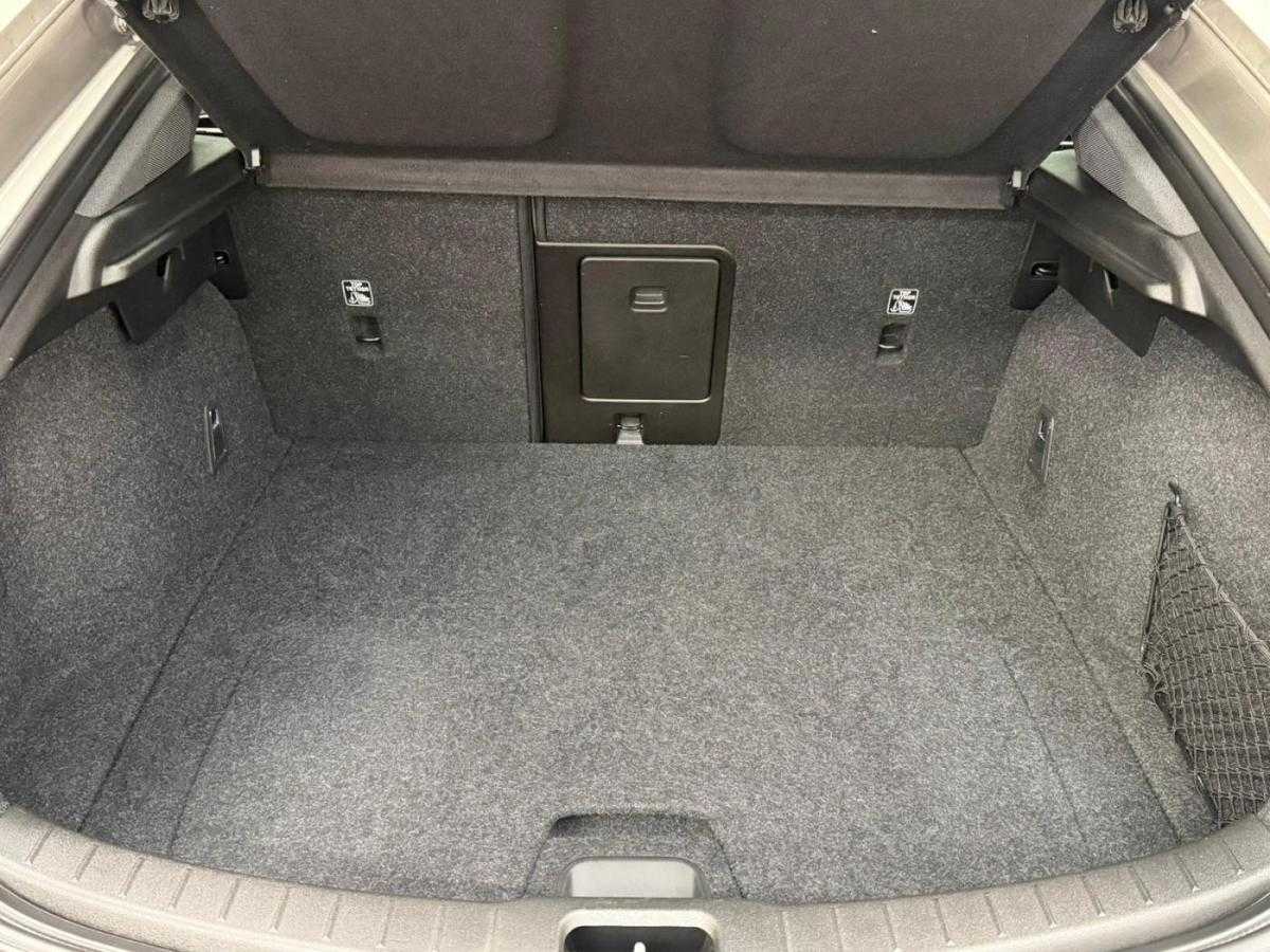 polestar-2-2020-eletrico-5cc