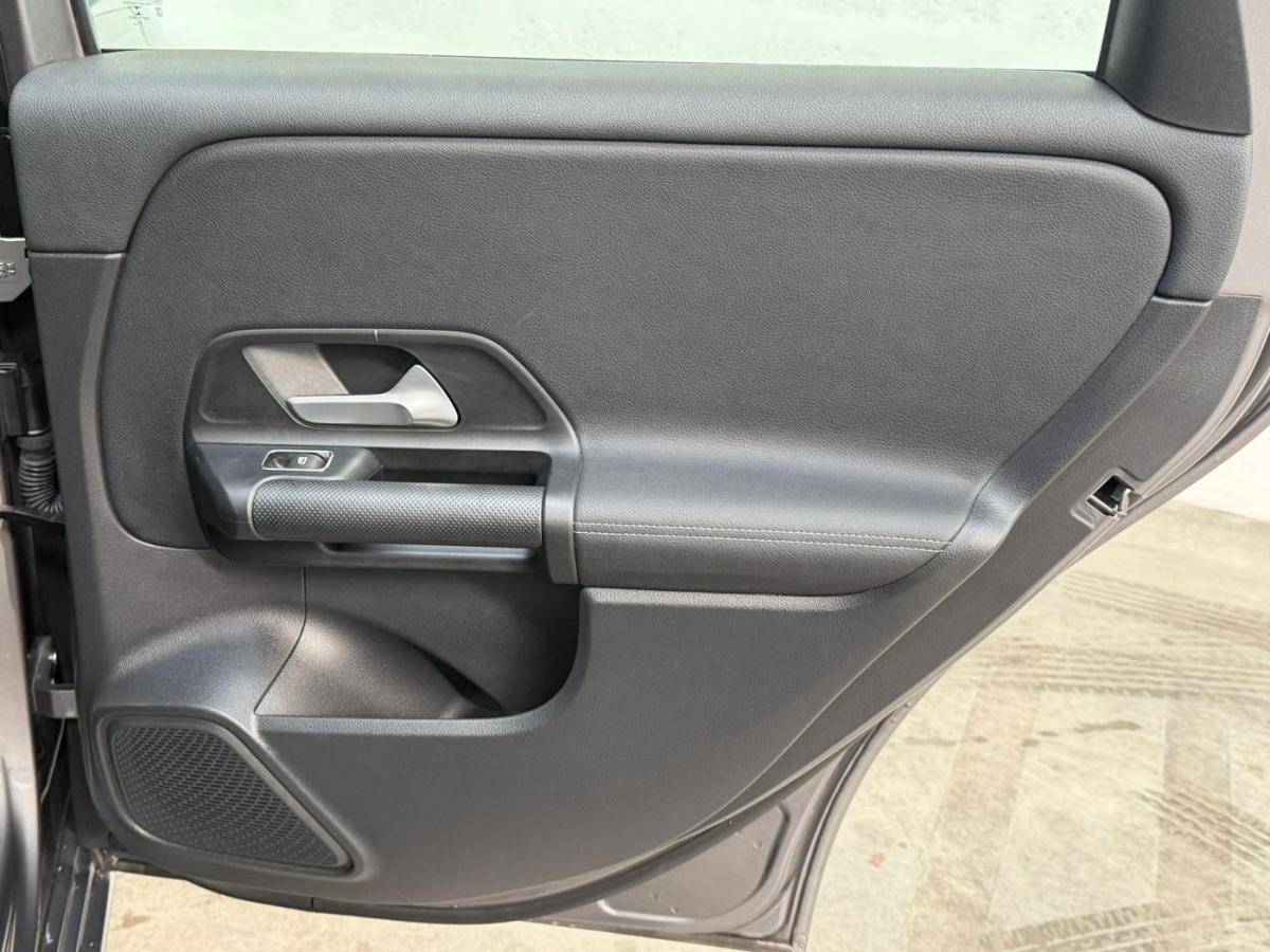 mercedes-benz-classe-b-2022-hibrido-a-gasolina-1332cc