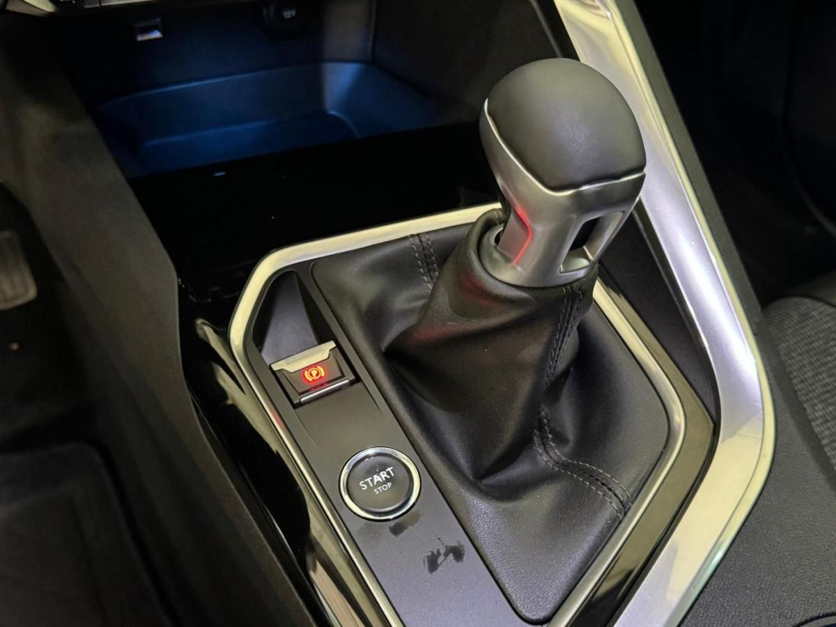 peugeot-3008-2018-diesel-1499cc