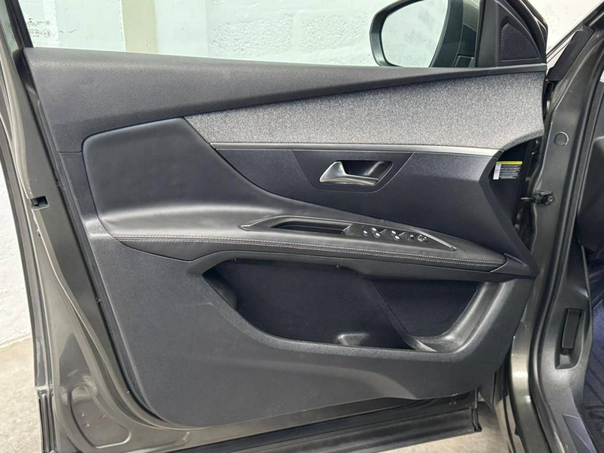 peugeot-3008-2018-diesel-1499cc