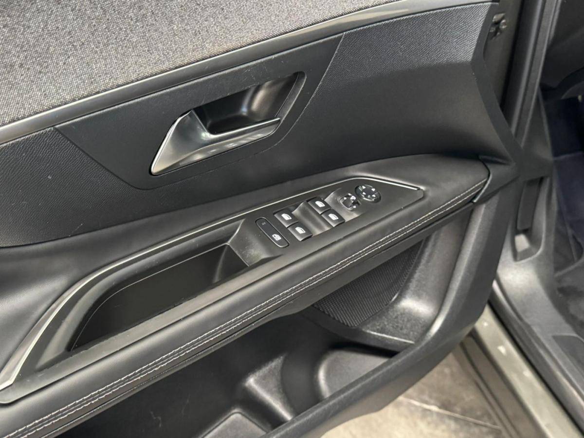 peugeot-3008-2018-diesel-1499cc