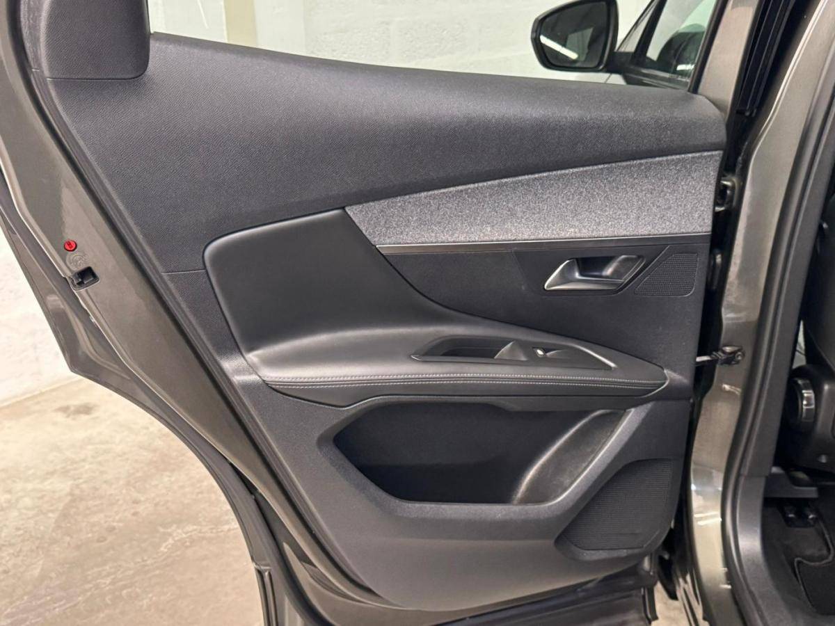 peugeot-3008-2018-diesel-1499cc