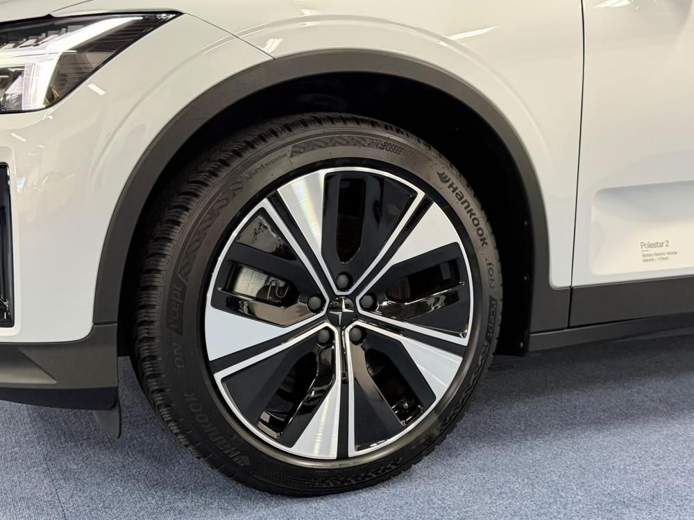 polestar-2-2023-eletrico-0cc