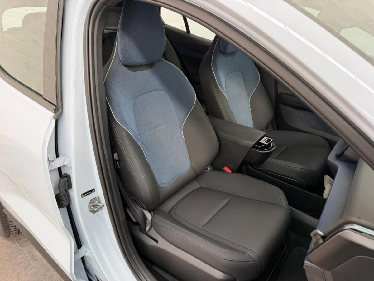 volvo-ex30-2024-eletrico-0cc