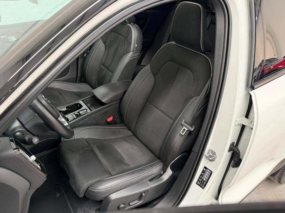 volvo-xc40-2021-hibrido-a-gasolina-1477cc