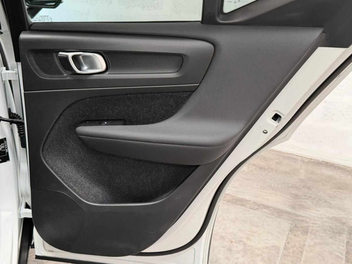 volvo-xc40-2021-hibrido-a-gasolina-1477cc
