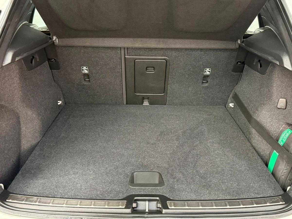 volvo-xc40-2021-hibrido-a-gasolina-1477cc