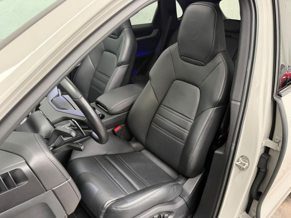 porsche-cayenne-2024-hibrido-a-gasolina-2995cc