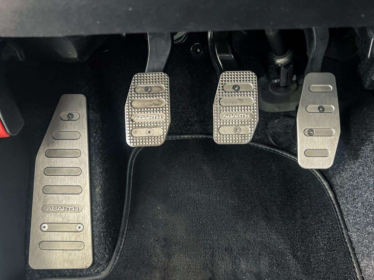 abarth-595-2018-gasolina-1368cc