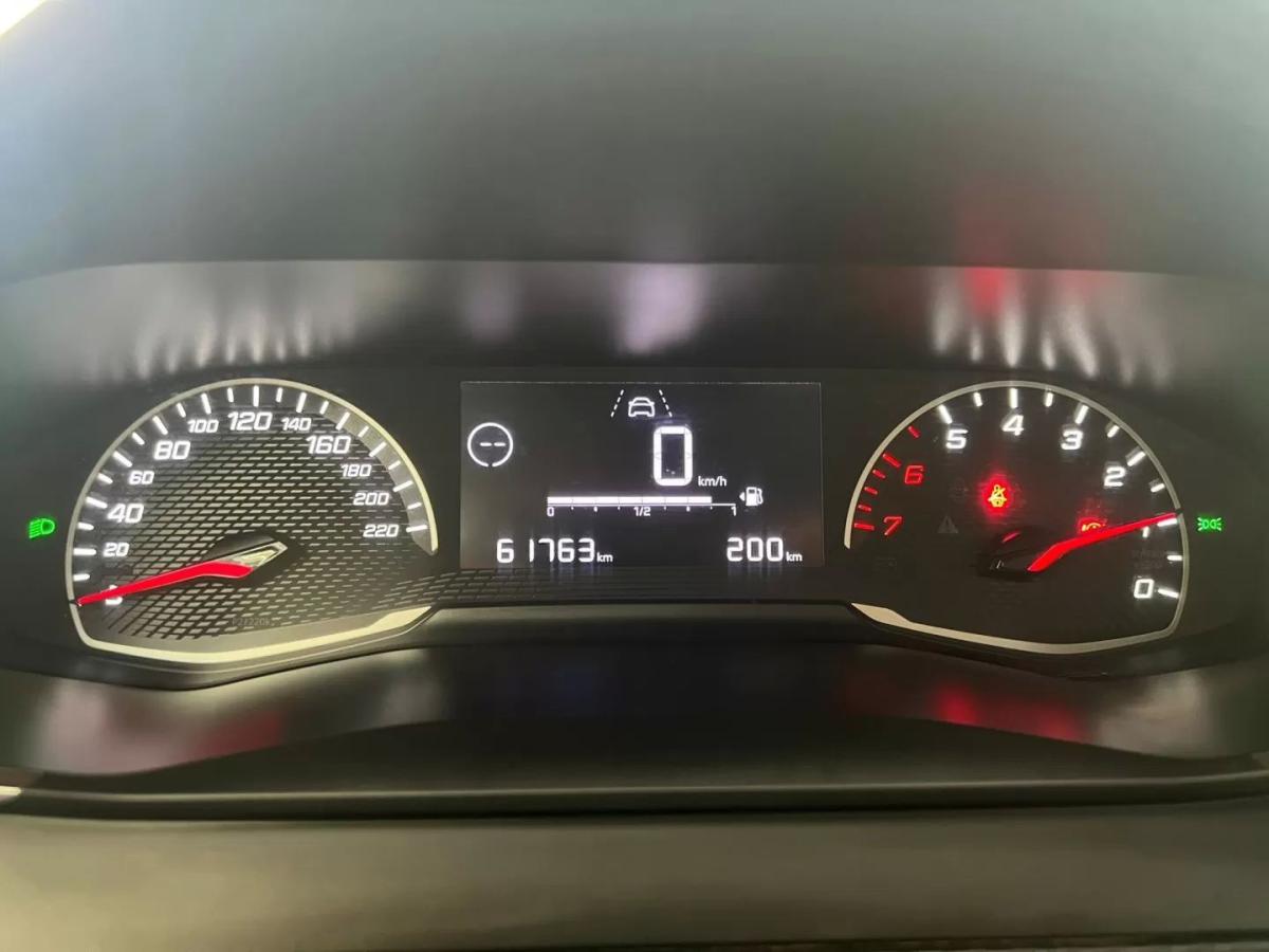 peugeot-208-2022-gasolina-1199cc