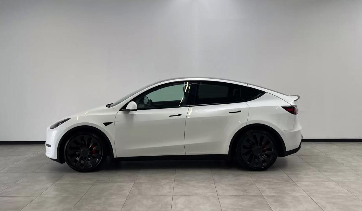 tesla-model-y-2022-eletrico-0cc
