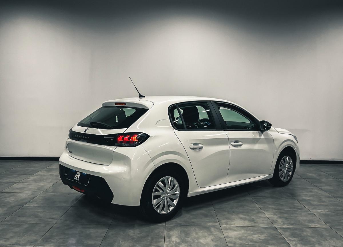 peugeot-208-2022-gasolina-1199cc