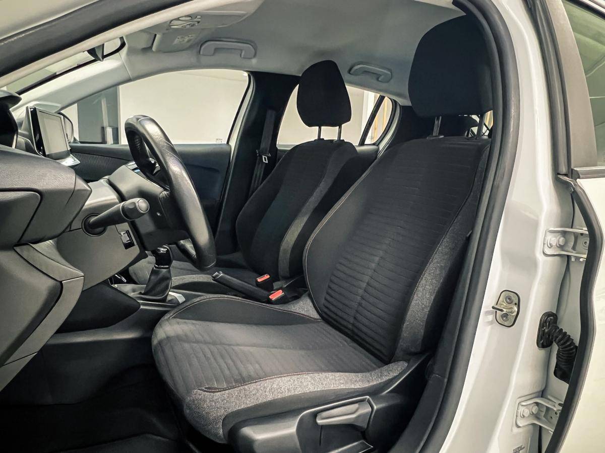 peugeot-208-2022-gasolina-1199cc