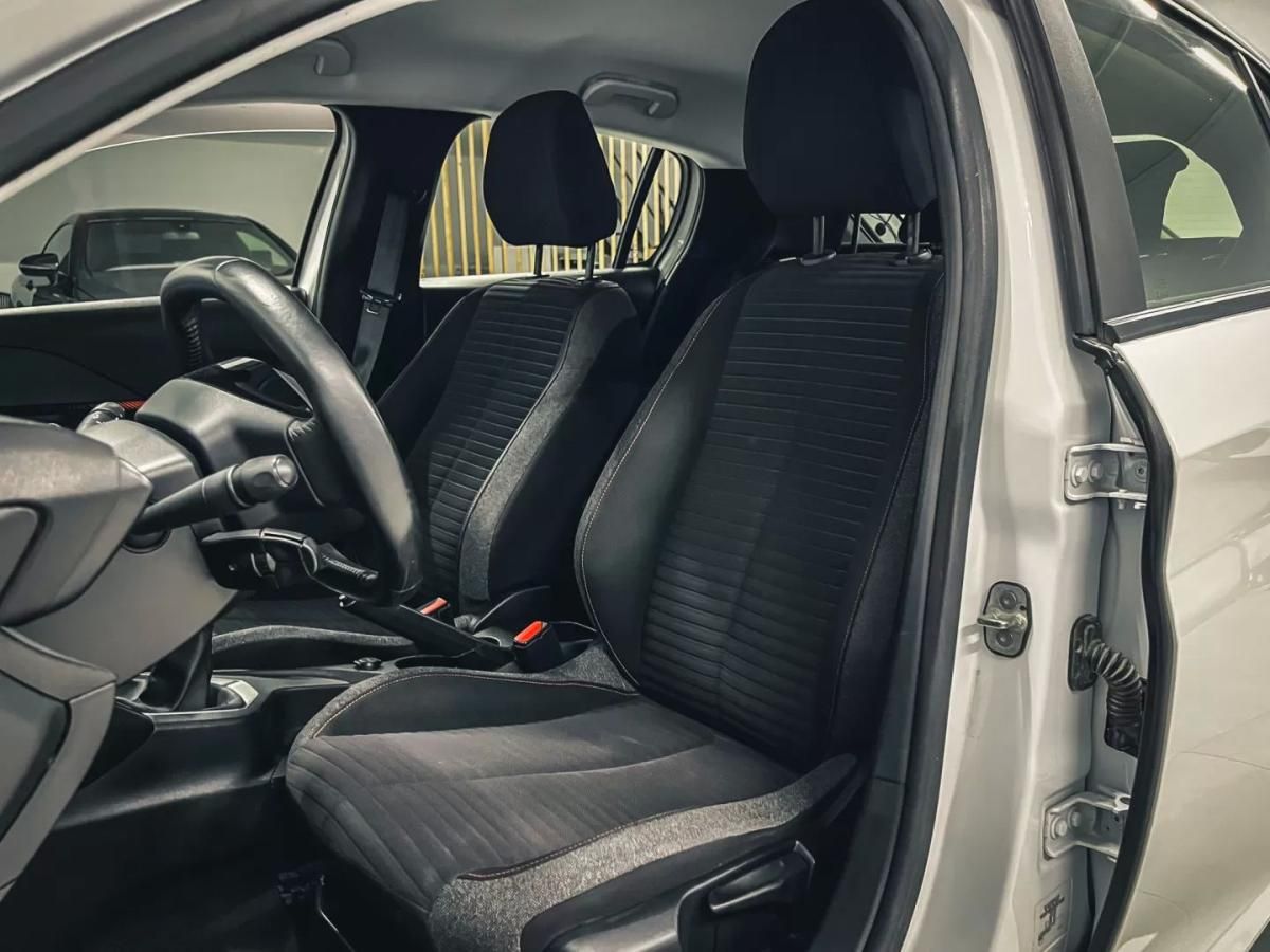 peugeot-208-2022-gasolina-1199cc