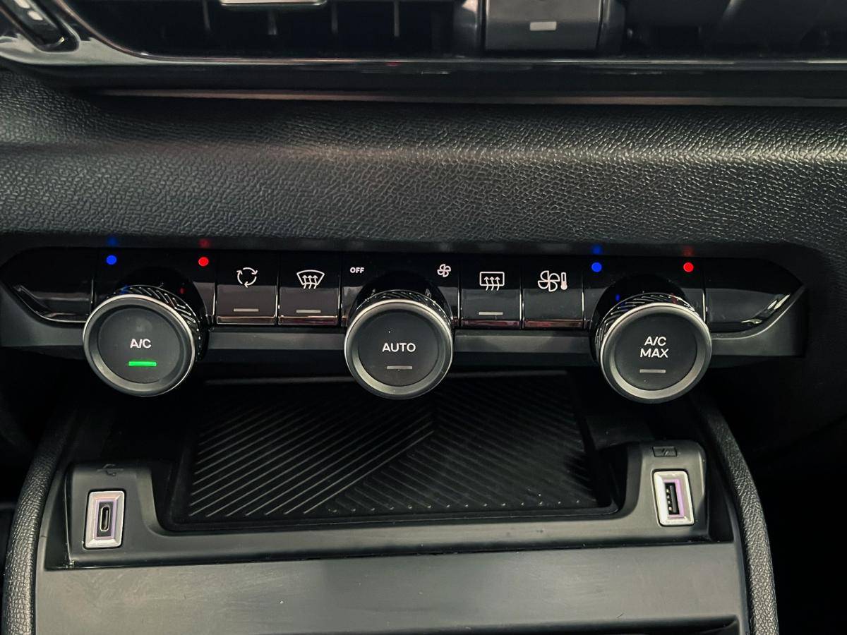 citroen-c4-2023-gasolina-1199cc