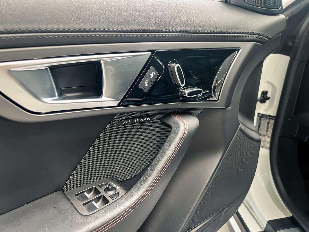 jaguar-f-type-2017-gasolina-2995cc