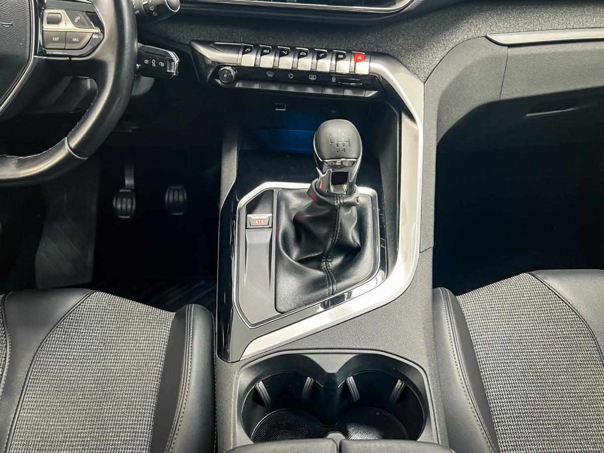 peugeot-3008-2019-gasolina-1199cc