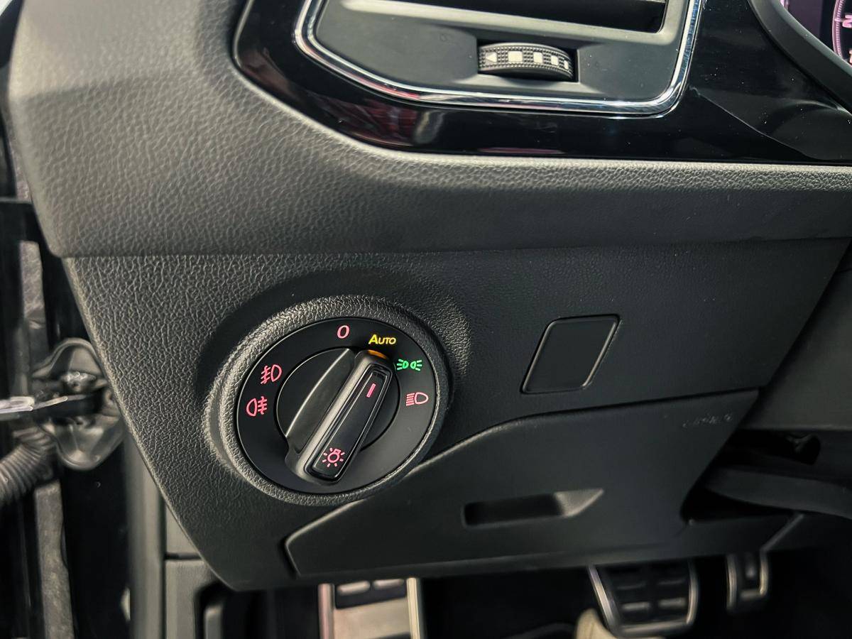 seat-leon-st-2019-gasolina-1984cc