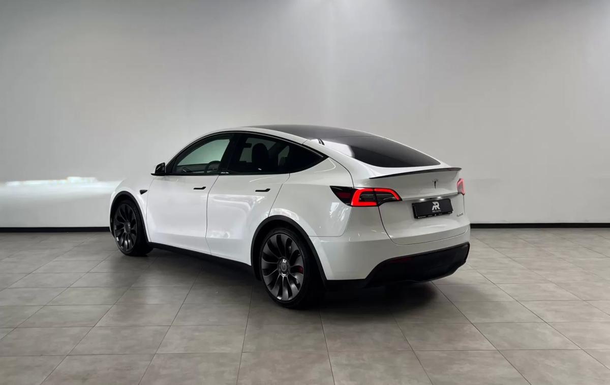 tesla-model-y-2022-eletrico-0cc