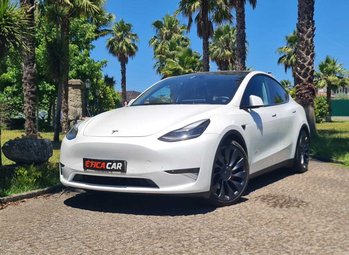 tesla-model-y-2022-eletrico-500cc