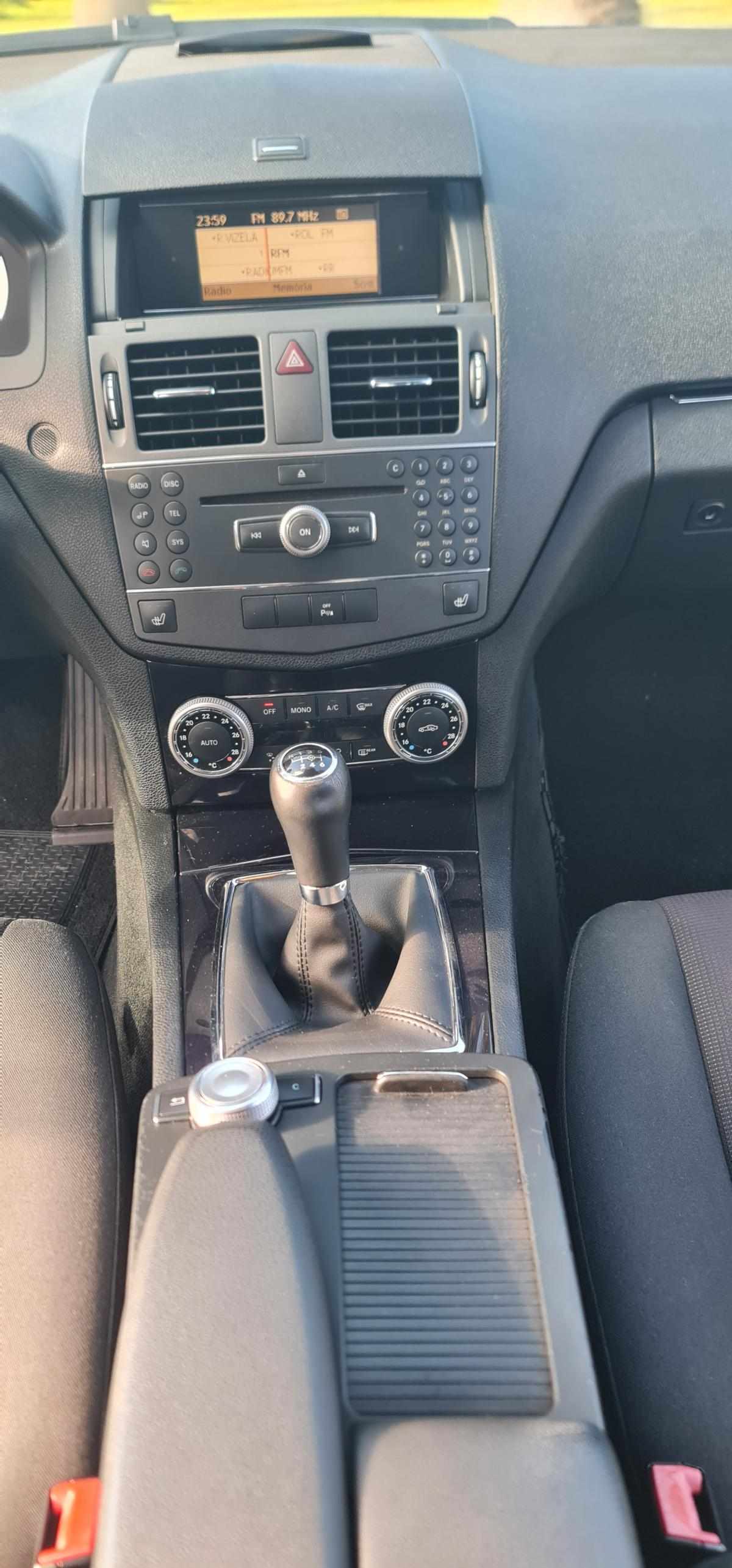 mercedes-benz-classe-c-2010-diesel-2143cc