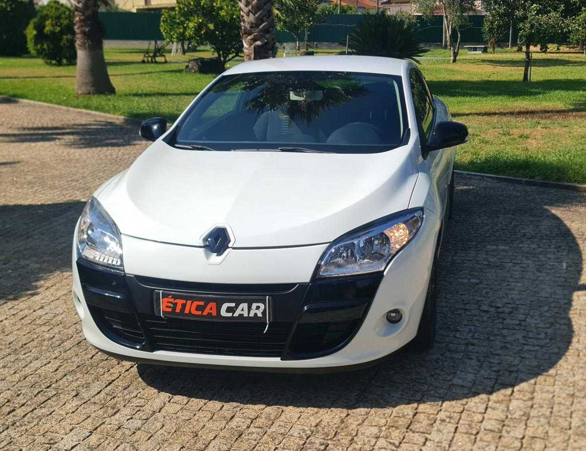 renault-megane-coupe-2010-diesel-1461cc