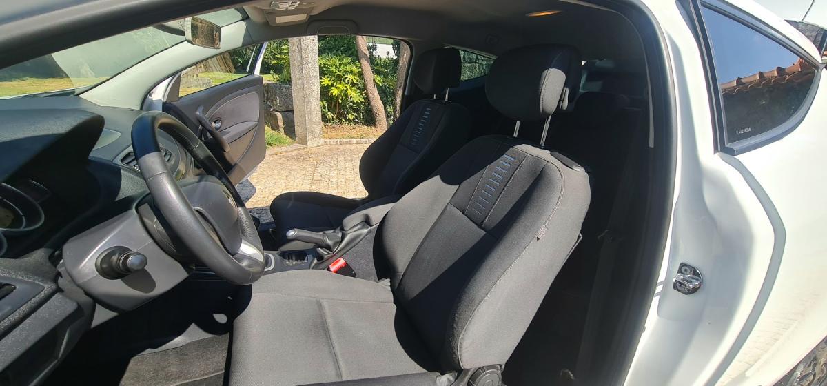renault-megane-coupe-2010-diesel-1461cc