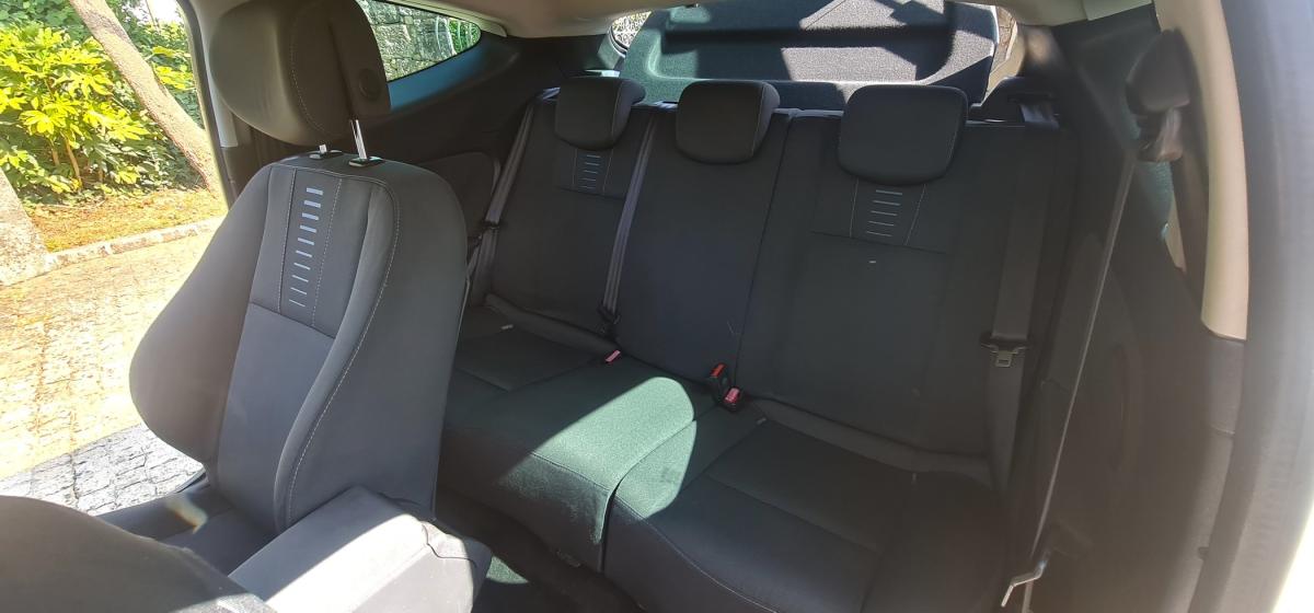 renault-megane-coupe-2010-diesel-1461cc