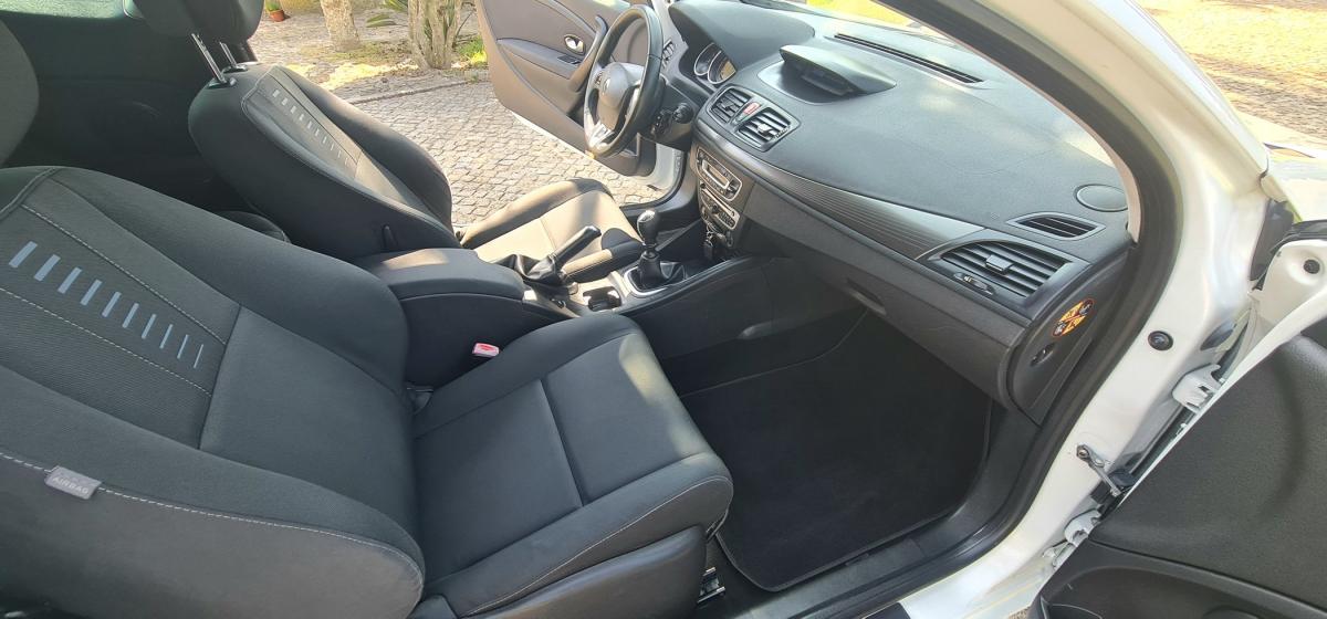 renault-megane-coupe-2010-diesel-1461cc