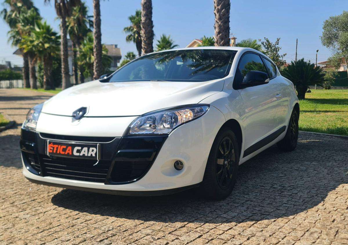 renault-megane-coupe-2010-diesel-1461cc