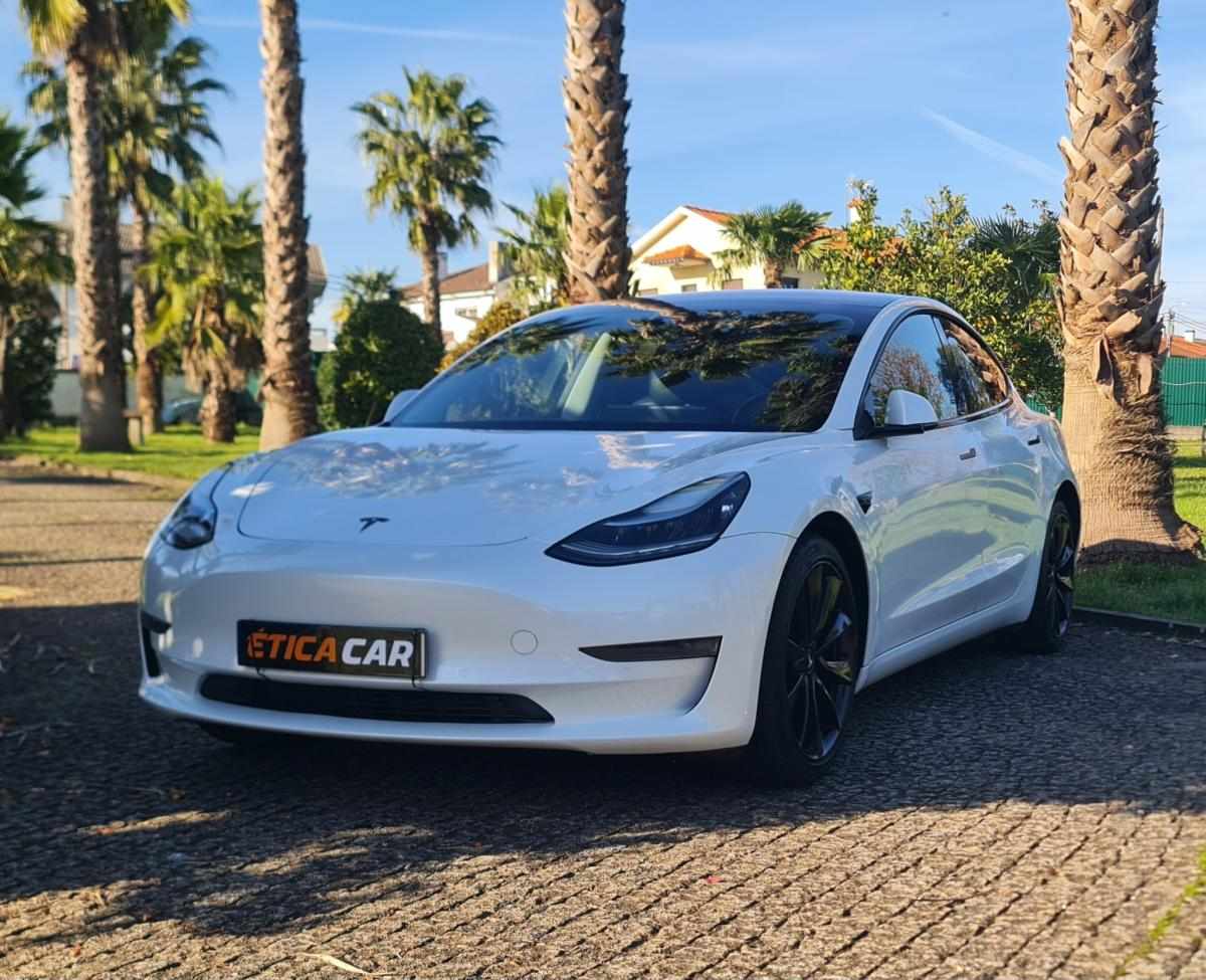 tesla-model-3-2019-eletrico-500cc