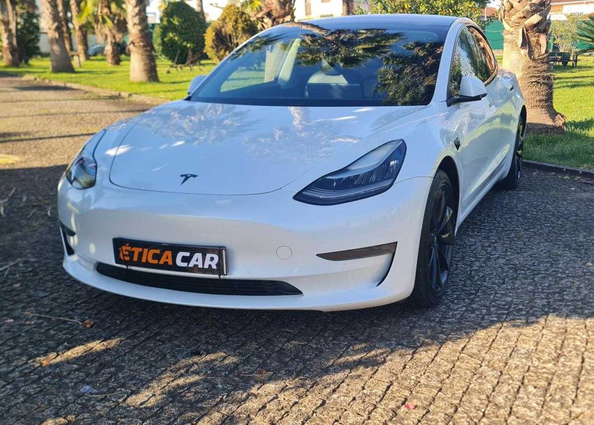 tesla-model-3-2019-eletrico-500cc
